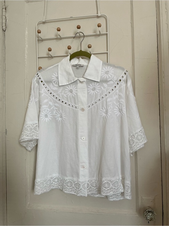 Madewell Tops - Madewell White Embroidered Cotton Button-Down Shirt